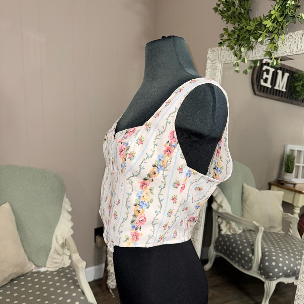 RESA • Floral Bustier Corset Top - Picture 11 of 13